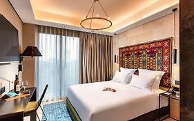 בראון ירושלים ממילא, מבית מלונות בראון